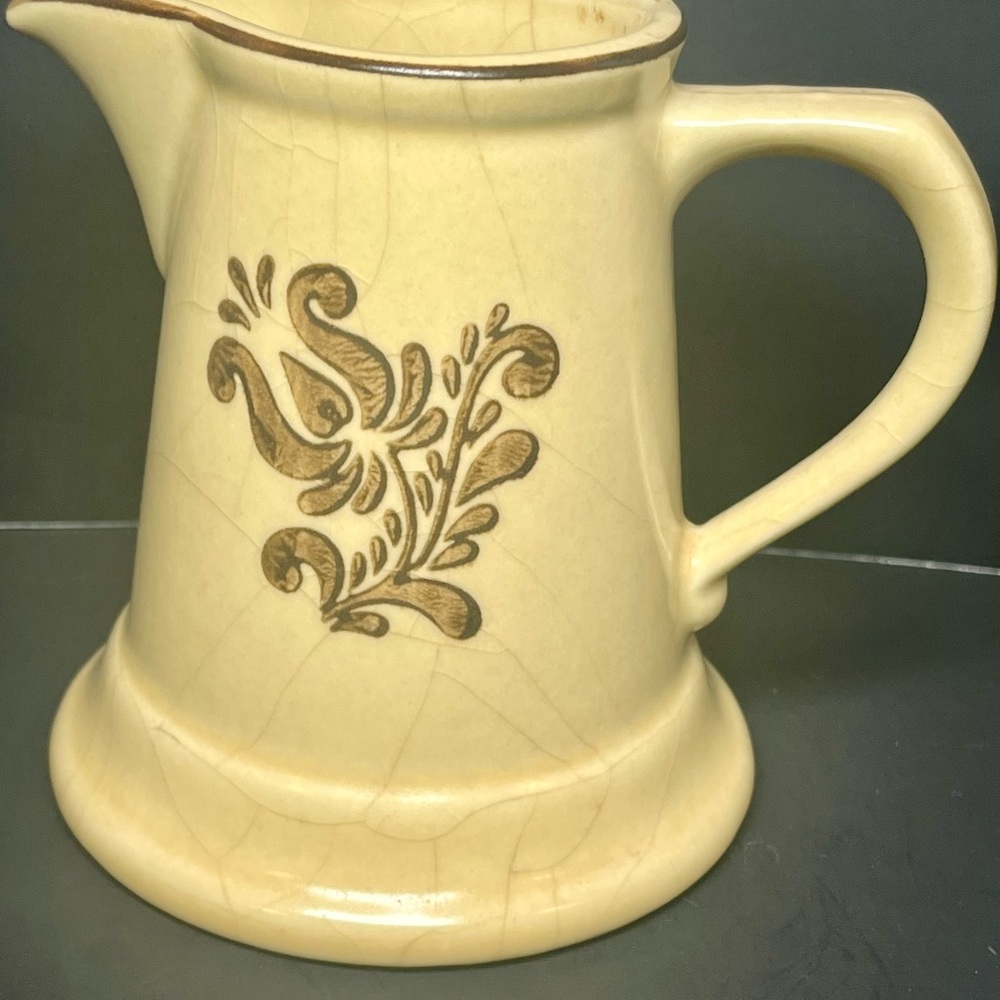 Vintage Pfaltzgraff Village Stoneware Beige Brown Creamer Pitcher USA 6 - 24
